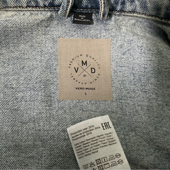 Vero Moda Cropped Jean Jacket - Picture 4 of 4